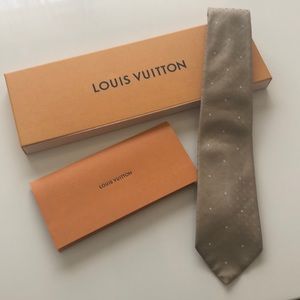 Men’s Authentic Louis Vuitton Tie